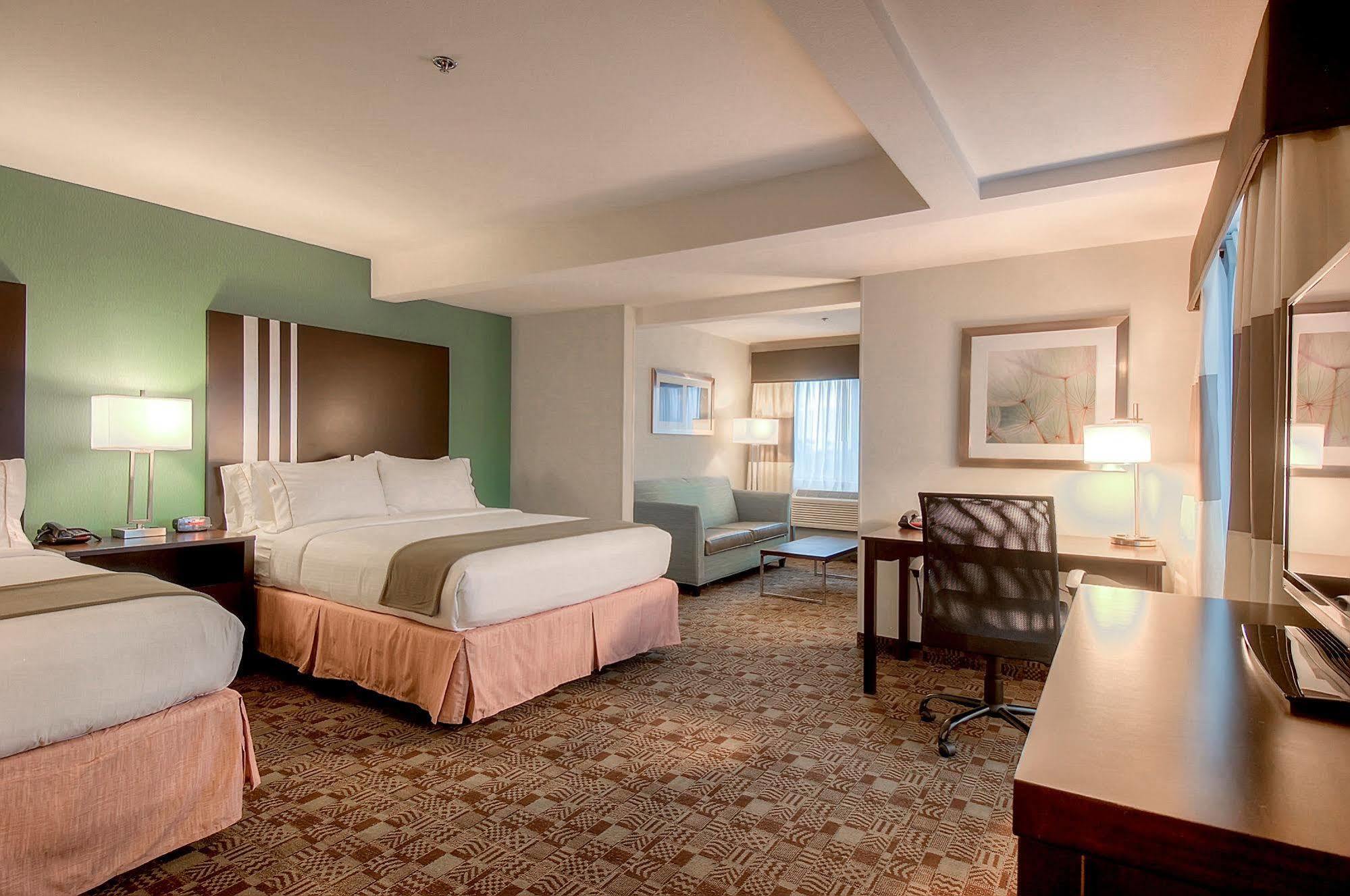 Holiday Inn Express Hotel & Suites Carlsbad Beach By Ihg Exteriér fotografie